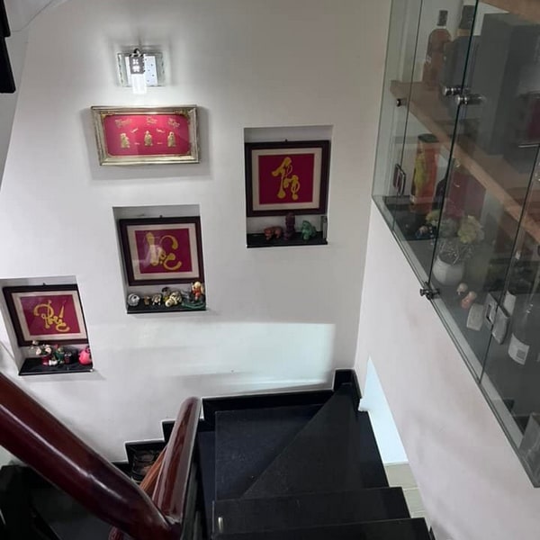 Bán nhà Hồ Thị Kỷ quận 10 | Thiết kế đẹp | Giá chỉ 9.3 tỷ 6 Thiet ke cau thang nha ho thi ky quan 10