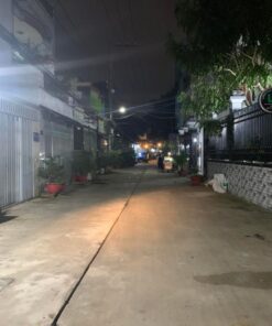 nha-ban-quan-binh-tan-duoi-5-ty