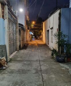 Bán nhà HXH Tân Kỳ Tân Quý, Ngay quán cà phê King Cá Koi Đỗ Công Tường với Dương Văn Dương.