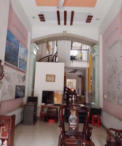 nha-ban-quan-tan-phu-goc-duong-doc-lap