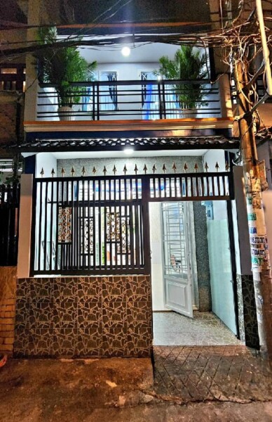 NHÀ 2 TẦNG MỚI ĐẸP - HẺM XE HƠI - GIÁP 4 XÃ - 1701010 2 NHÀ 2 TẦNG MỚI ĐẸP - HẺM XE HƠI - GIÁP 4 XÃ - 1701010