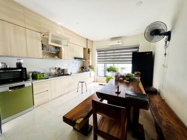 MẶT TIỀN BÌNH TRỊ ĐÔNG - 5 TẦNG MỚI ĐẸP CÓ THANG MÁY - CHÍNH CHỦ XÂY TÂM HUYẾT- 1701006 3 MẶT TIỀN BÌNH TRỊ ĐÔNG - 5 TẦNG MỚI ĐẸP CÓ THANG MÁY - CHÍNH CHỦ XÂY TÂM HUYẾT- 1701006