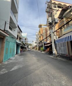 Bán nhà quận 11