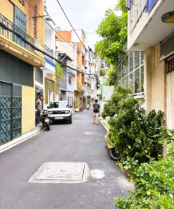 BÁN NHÀ HẺM XE HƠI ĐƯỜNG LÊ VĂN SỸ THÔNG HUỲNH VĂN BÁNH, NGANG 5m HIẾM, PHÚ NHUẬN GIÁP QUẬN 3.